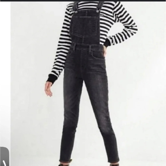 Levi’s premium black denim overalls size XXS in excellent like-new condition - Picture 1 of 5